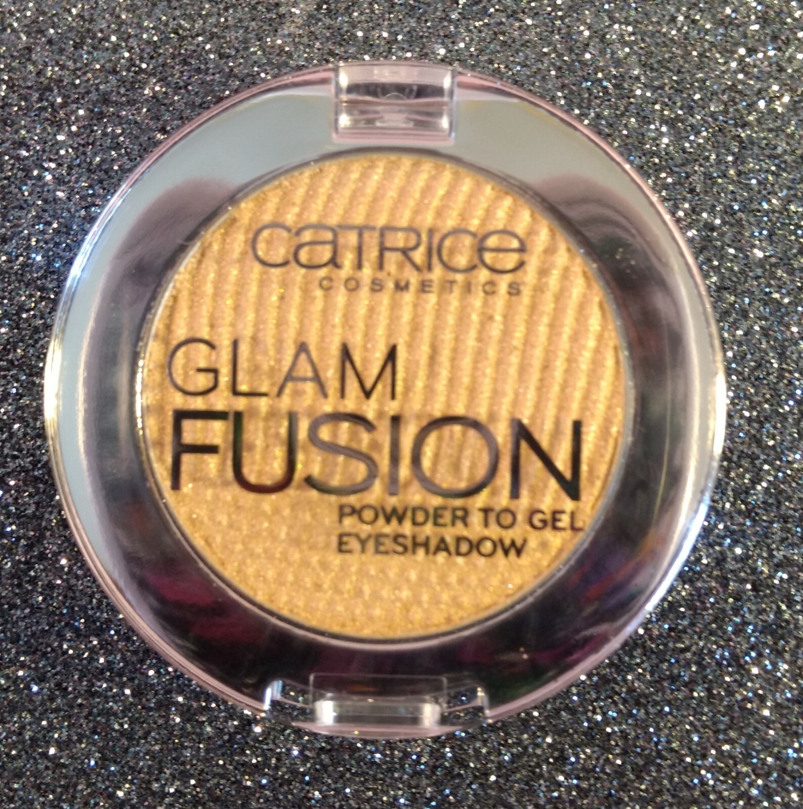 LOT OF 3 CATRICE Glam Fusion Powder To Gel Eyeshadow 020 To Be