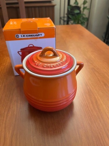 Le Creuset Mini Bean Pots with Lids - Set of Three (3) Flame, Soleil and Fennel - Bild 9 von 18