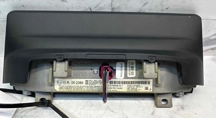 2018-2019 BMW 330I 430I 440I Front Center Dash Mounted Display Screen 8.8 Inch - Image 2 of 3