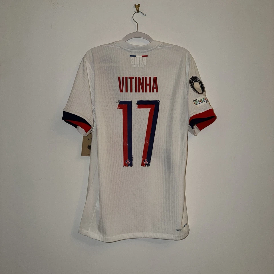 Maillot De Football 2026 Paris Saint-Germain Psg Vapor Player Issue Vitinha L - Photo 1/4