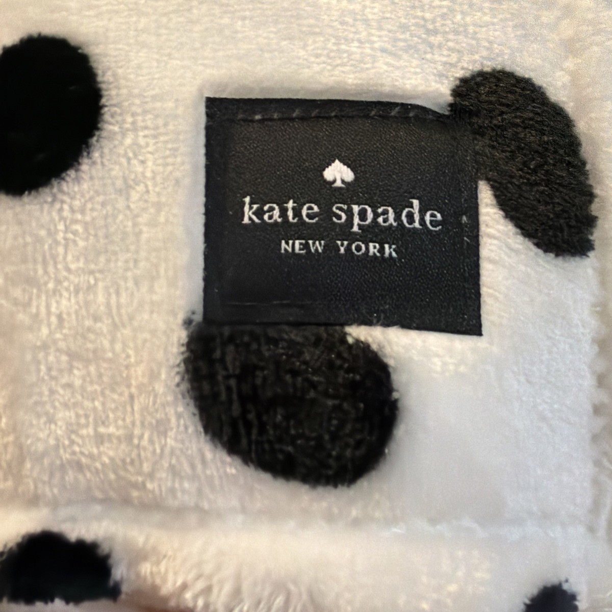 Kate Spade Full / Queen Lia Dot White / Black Plush Blanket NEW | eBay