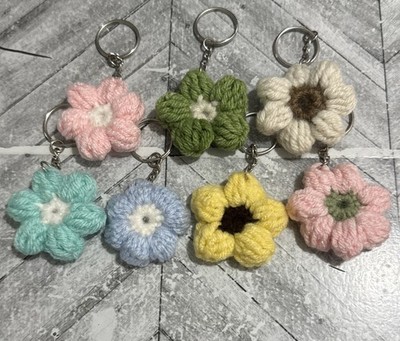 7 Handmade Crochet Flower Key Chain Multicolor Women Cute Yarn Floral