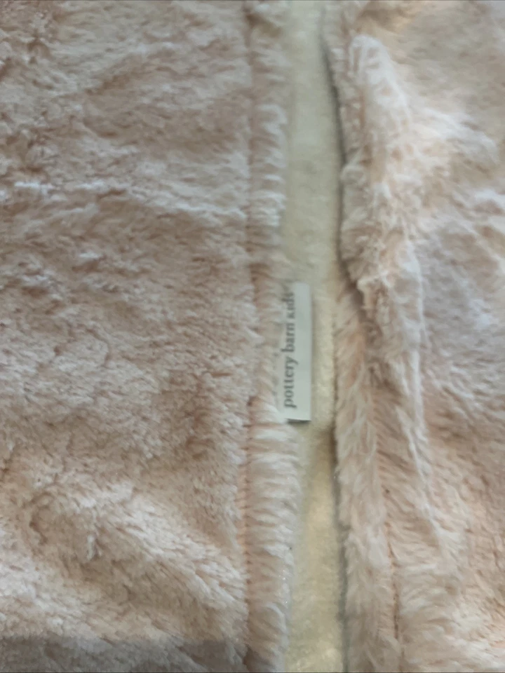 Toalla con capucha Pottery Barn Kids de piel sintética Minky Baby rosa claro oso gato Foto 3 de 4