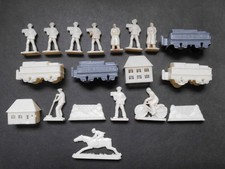 Konvolut alter Margarine Figuren "Cleverstolz Stadtleben"