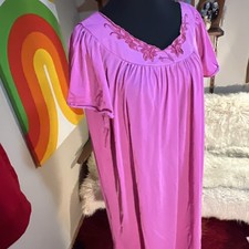 Vtg Miss Elaine Flutter Sleeve Silky Nylon Embroider Nightgown Purple XL flaw