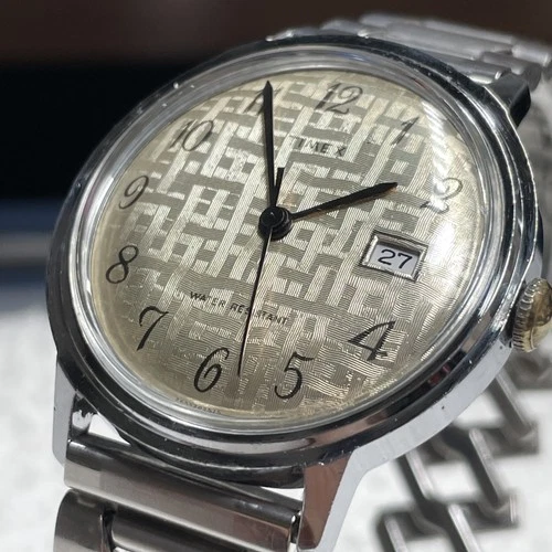 Vintage 1975 Timex Marlin Calendar Mechanical Linen Dial Watch 26552 02575