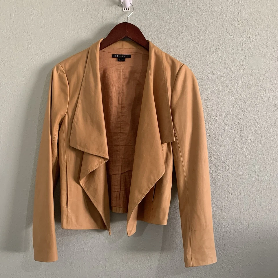 Chaqueta de Cuero Theory Tostada/Camel Cortina Frontal Mujer Talla L Estilo Cascada Abierta Foto 2 de 4
