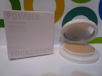 KYLIE JENNER ~ KYLIE COSMETICS NATURAL BLUR POWDER FOUNDATION ~ # 3C ~ 0.35 OZ