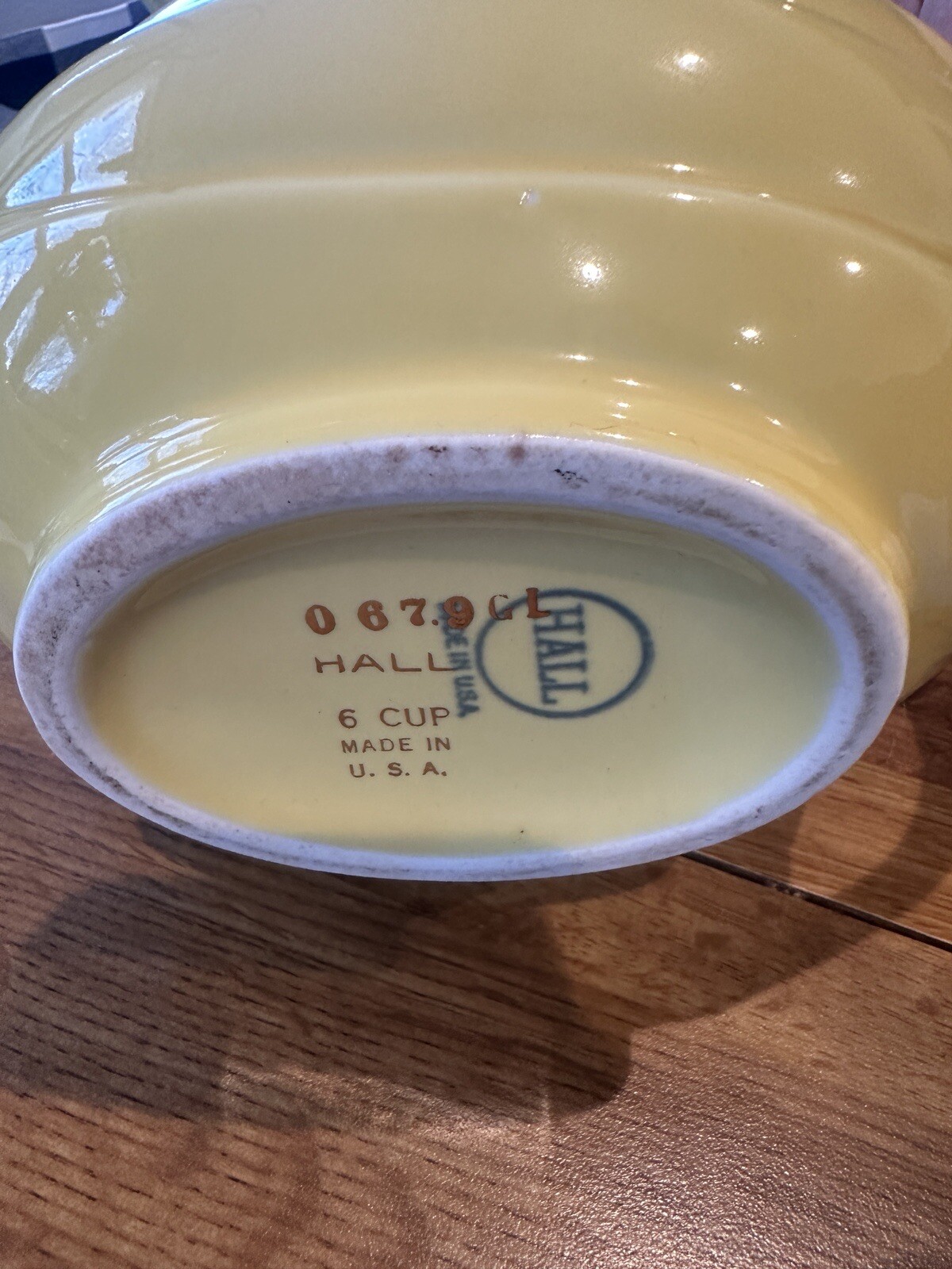 Vintage Hall China 6Cup Aladdin Genie Teapot w/ Infuser Yellow Gold