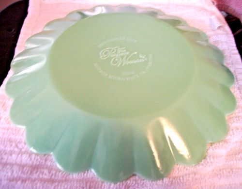 JADITE SCOLLOPED PLATE PIONEER WOMEN 10 INCH LOVELY DINNER PLATE PERFECT - Picture 3 of 4
