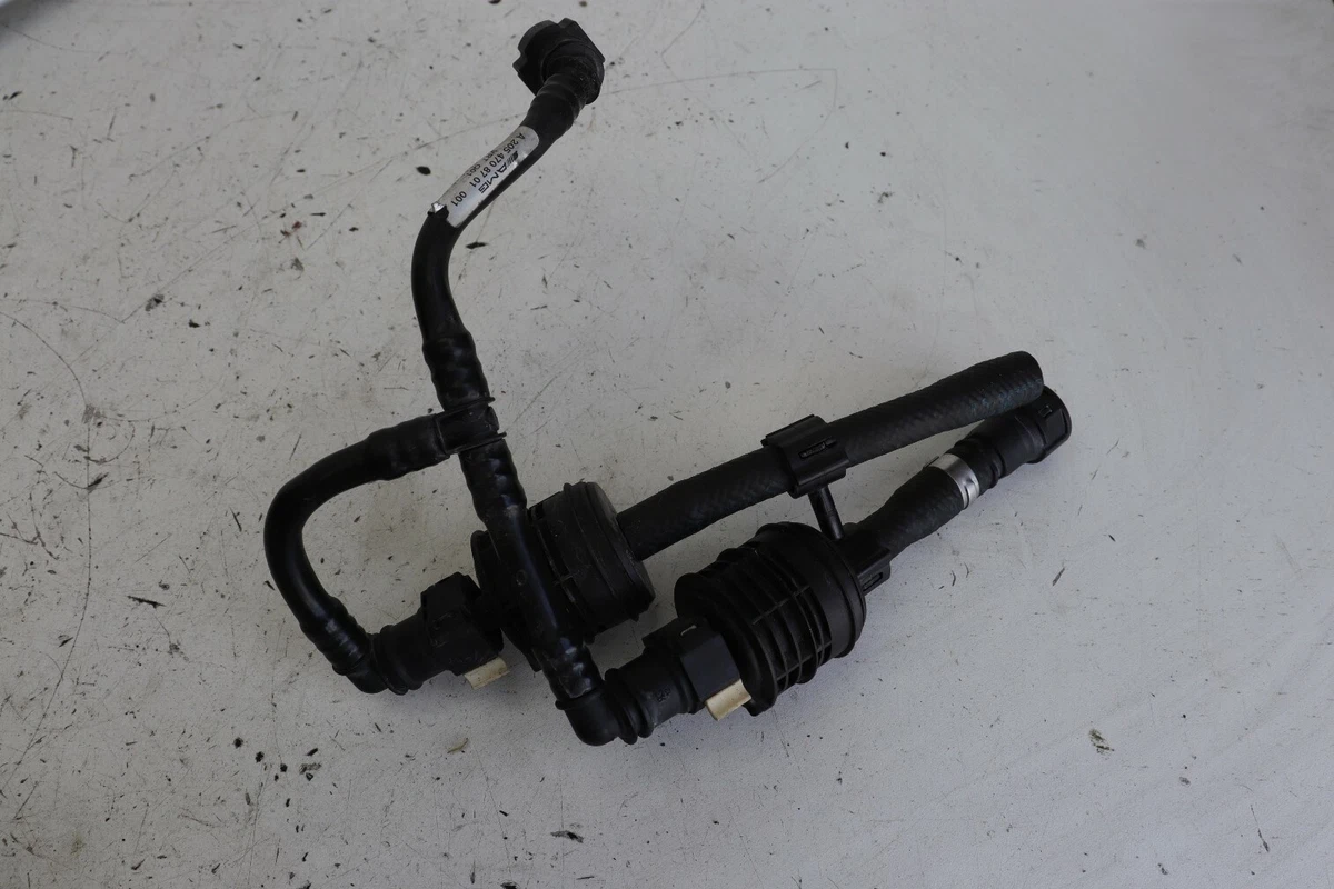 Mercedes Benz C63S AMG W205 Fuel System Purge Valves + Pipes 