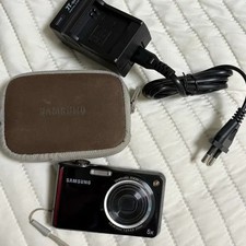 Samsung Digital Camera Han Hyo Joo Model  Charger  Case Official