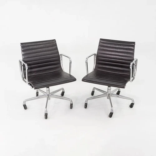 2019 Herman Miller Eames Aluminum Group Management Desk Chair in Brown 10x Avail