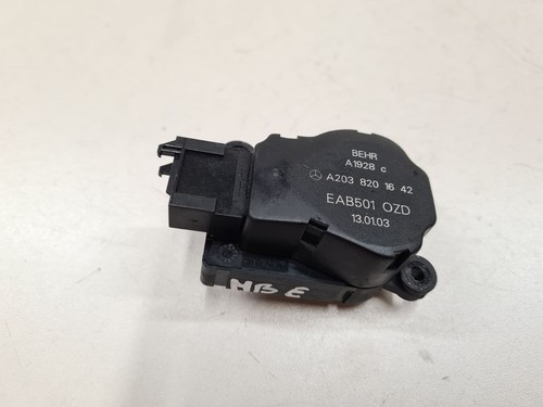 Mercedes-Benz E W211 2004 Stellmotor Heizung Klima A2038201642 Diesel VLU5307