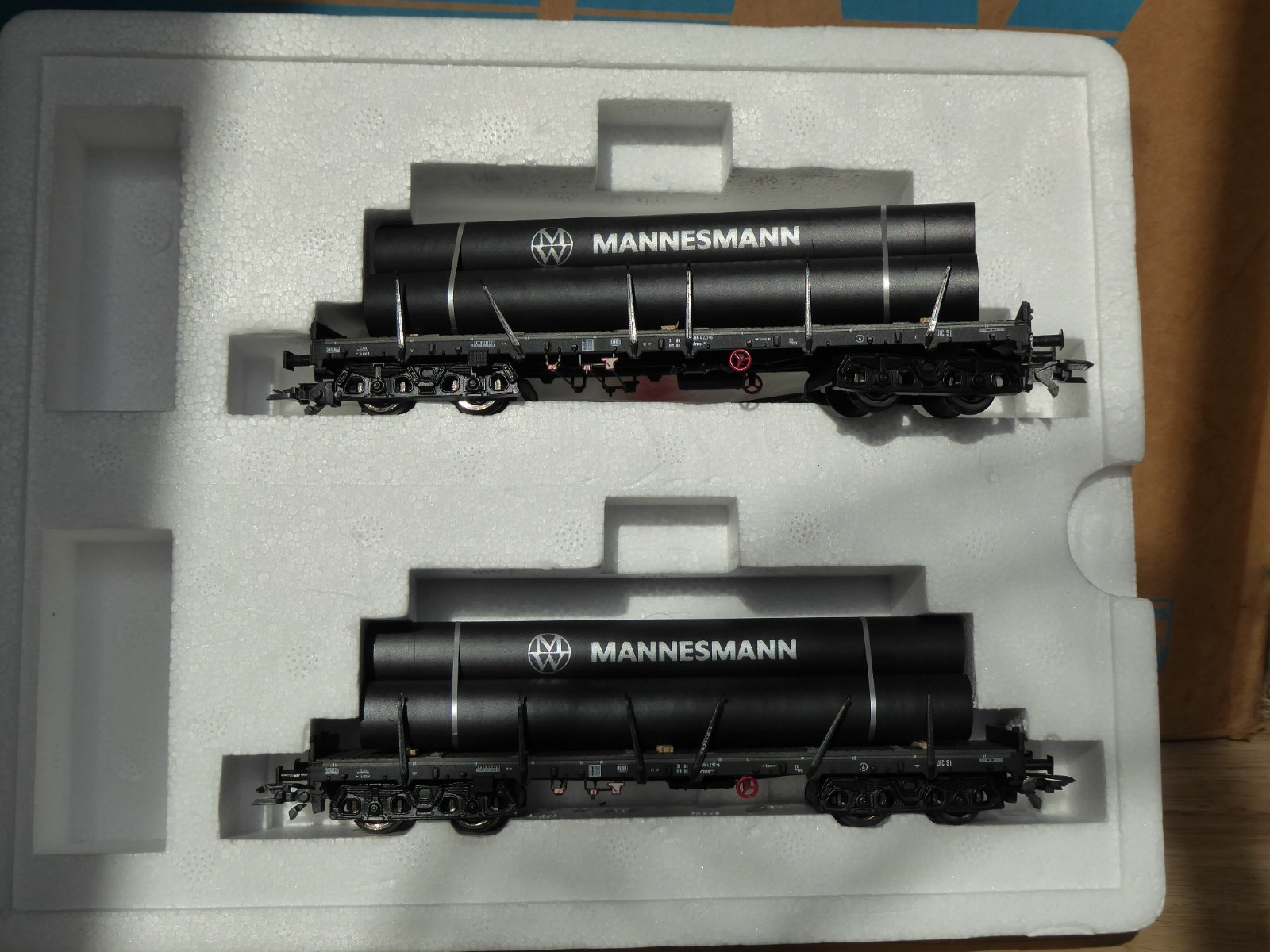 Picture 3 of 4