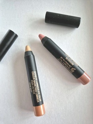 Nudestix Magnetic Eye Color Dew Wap + Magnetic Matte Lip Color Blossom je 2,5g 
