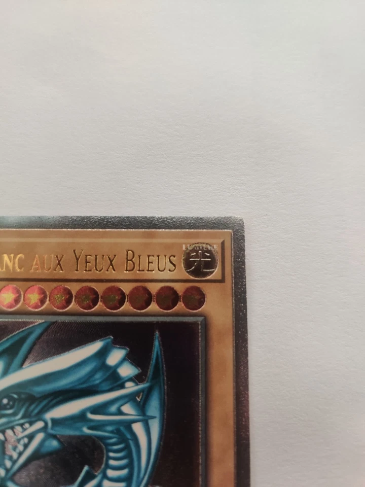Yu-Gi-Oh Dragon Blanc Aux Yeux Bleus OP28-FR001 Ultimate Rare - Photo 3/4