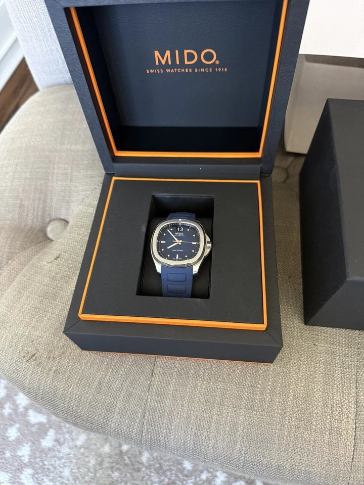 Nuevo reloj para hombre Mido Multifort TV fecha grande esfera azul goma M049.526.17.041.00 Foto 2 de 4