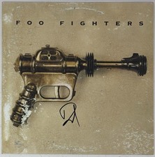 Dave Grohl Signed Foo Fighters Self-Titled Debut Album Vinyl LP Autograph ACOA