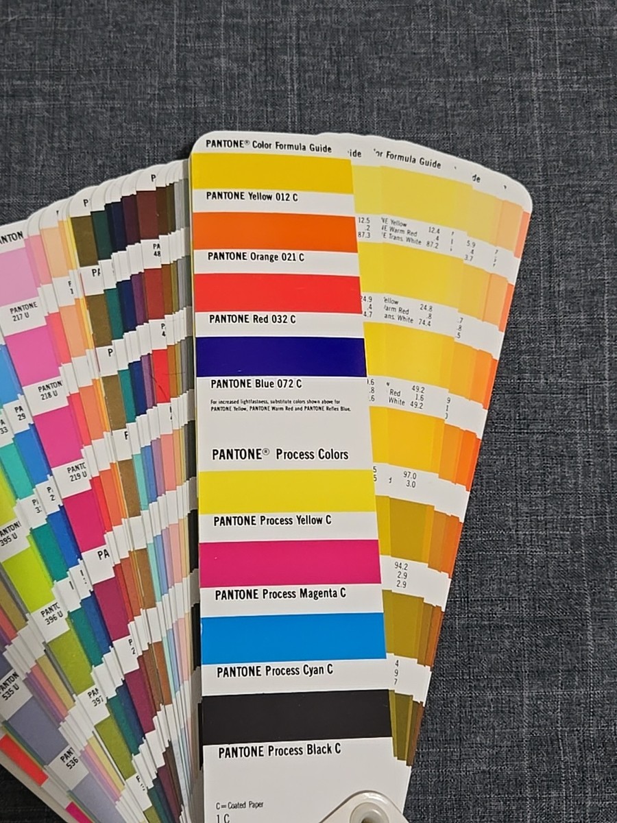 Vintage Pantone Color Formula Guide 747XR Matte Coated 1990-1991