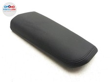 2019-22 BMW X5 G05 FRONT RIGHT CENTER CONSOLE HAND ARMREST LID HALF COVER TRIM