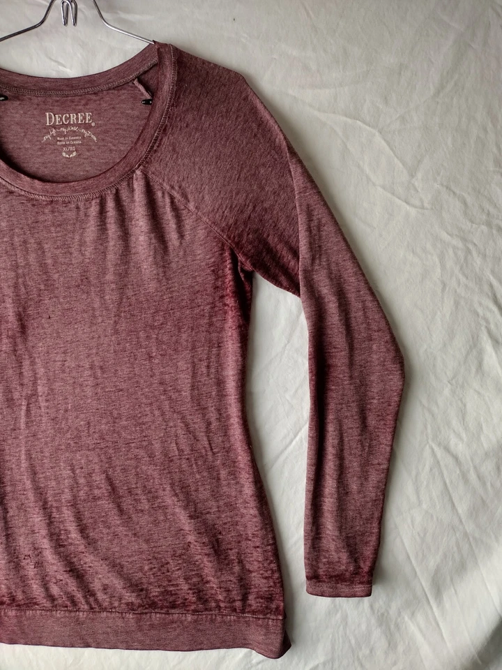 Top de mujer Decree cuello ancho talla XL manga larga granate Foto 3 de 4