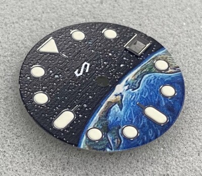 Luminous Date Watch Dial “Planet Earth” for NH36A/35/4R