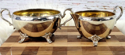 VINTAGE MANNING BOWMAN QUALITY SILVERPLATE SUGAR BOWL & CREAMER USA
