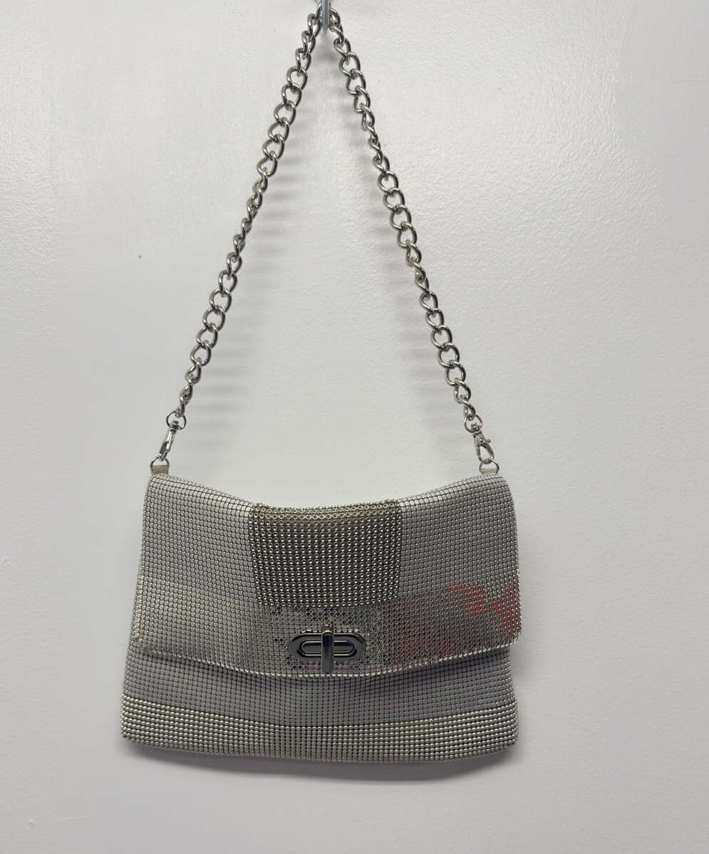 Picture 3 of 10