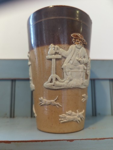 Doulton Lambeth England Salt Glazed Stoneware Beaker - Picture 7 of 15