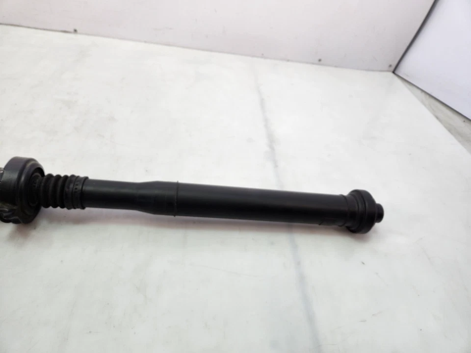 ✅ 11-18 OEM Porsche Cayenne 958 Rear Drive Shaft Propeller Driveshaft Assembly - Image 4 of 4