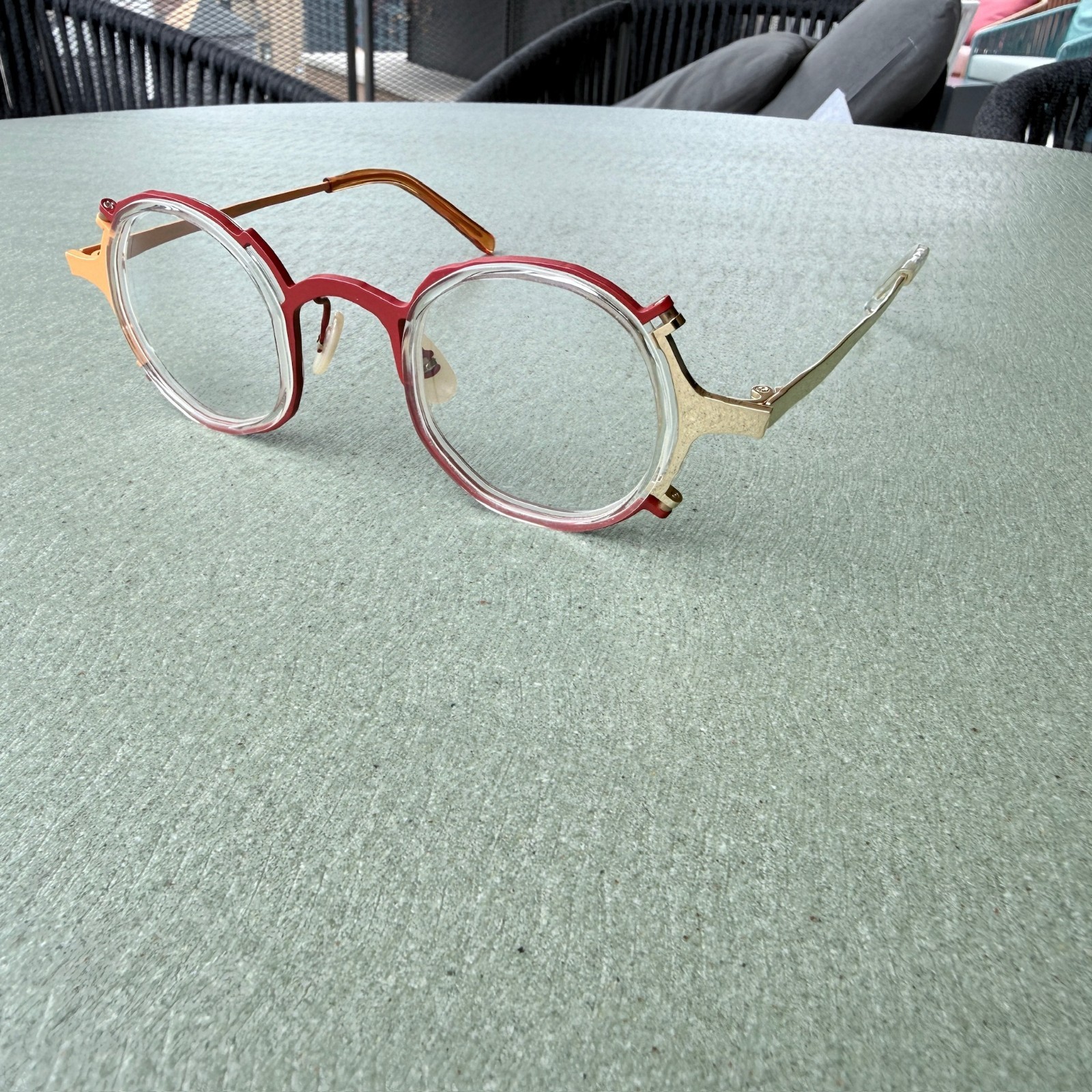 Color: No.3 Clear / Orange - Red - Gold