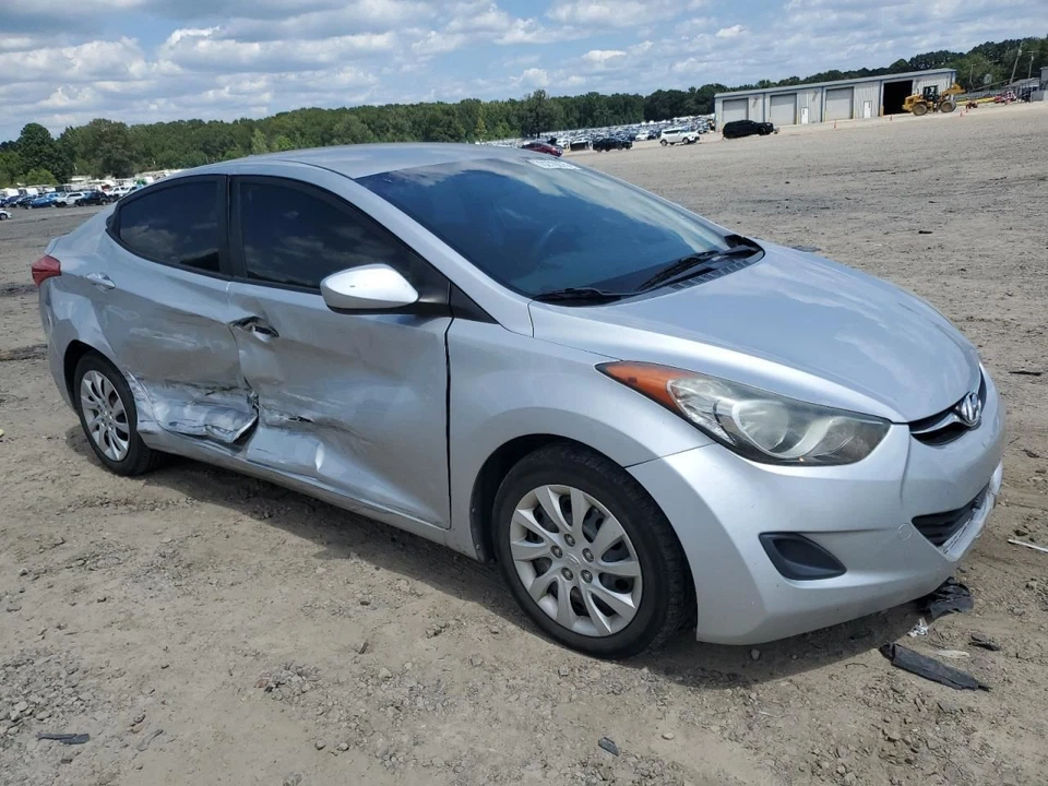 (LOCAL PICKUP ONLY) Hood Sedan Fits 11-16 ELANTRA 2648681 - Изображение 4 из 4