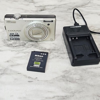 Nikon COOLPIX S6000 箱、説明書、充電器、専用ケース Nikon COOLPIX