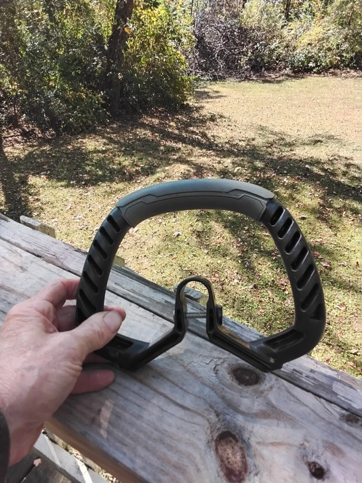 BARN FIND- TROYBILT WEED TRIMMER HANDLE- CLEAN w/ bolt- SAVE$$ - Image 4 of 4