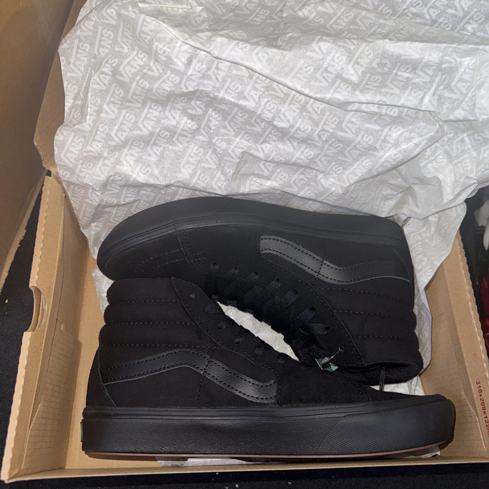 Vans Sneakers~Comfycush Sk8-Hi Black/Black Canvas Suede High Top Shoe~M 7.5 W 9