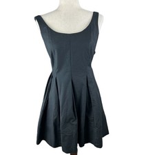GAP Black Fit and Flare Back Zipper Scoop Neck Sleeveless Dress Size 4 EUC