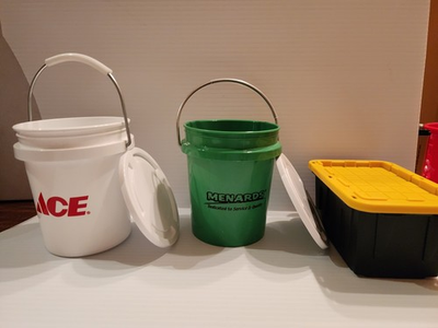 #ad Menards amp; ACE Hardware Mini Bucket With Lids Teeny Tote 3 Pk 4in Tall HTF $19.99