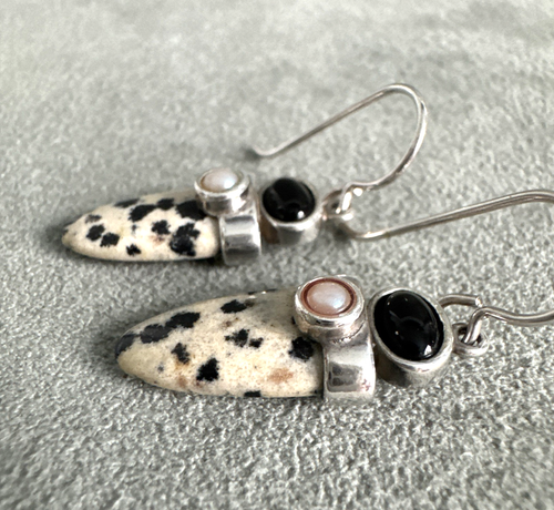 Modernist SAW. Dalmatian Jasper Black Onyx Pearl Earrings Sterling Silver - Picture 7 of 13