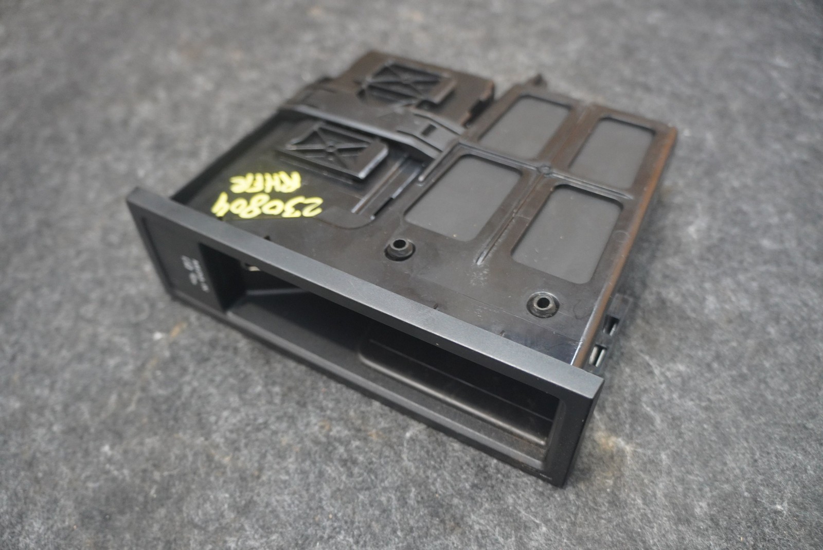 Multimedia Interface Media Box Plug Port 5N0035348C Bentley Continental GTC 2016