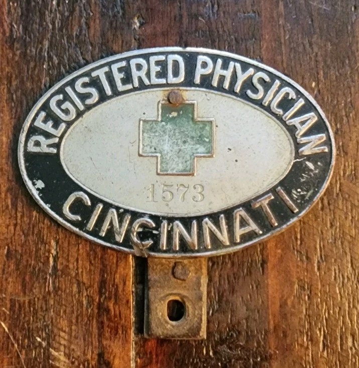 Vintage Registered Physician # 1573 Cincinnati Ohio License Plate Topper