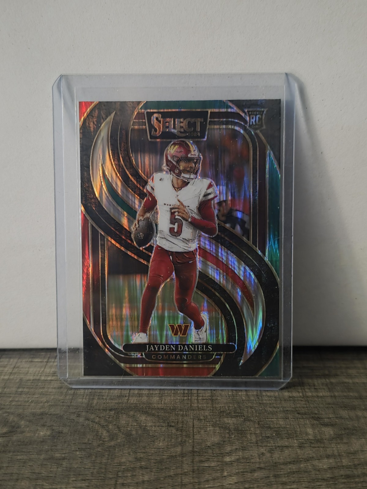 2024 Panini Select-Premier Level Jayden Daniels #112 Green & Red Shock Prizm(RC)