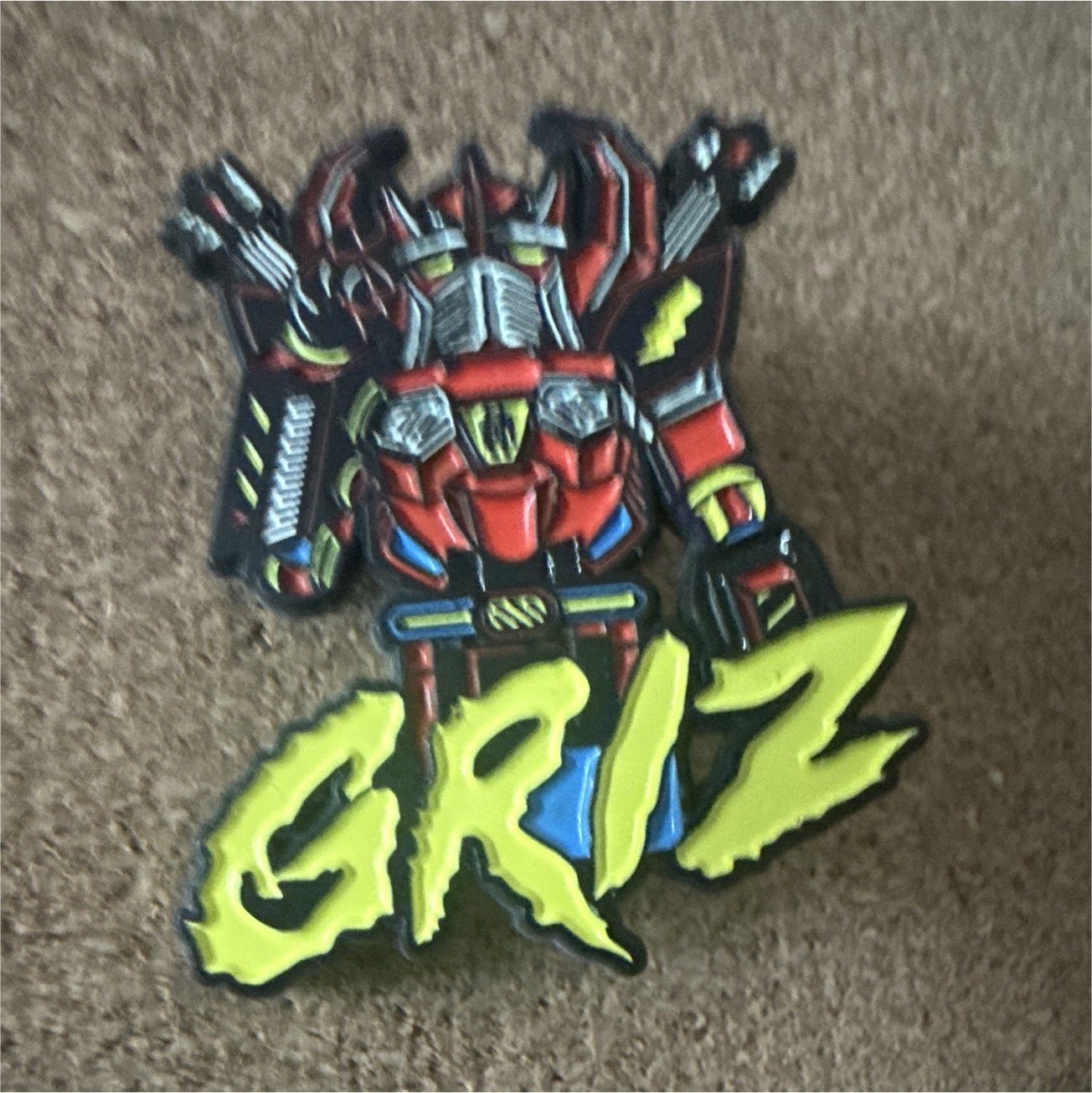 Robot Enamel Pin