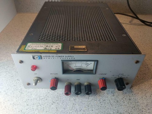 6202B DC Power Supply 0-40 Volts, 0-0.75 A - Picture 1 of 2