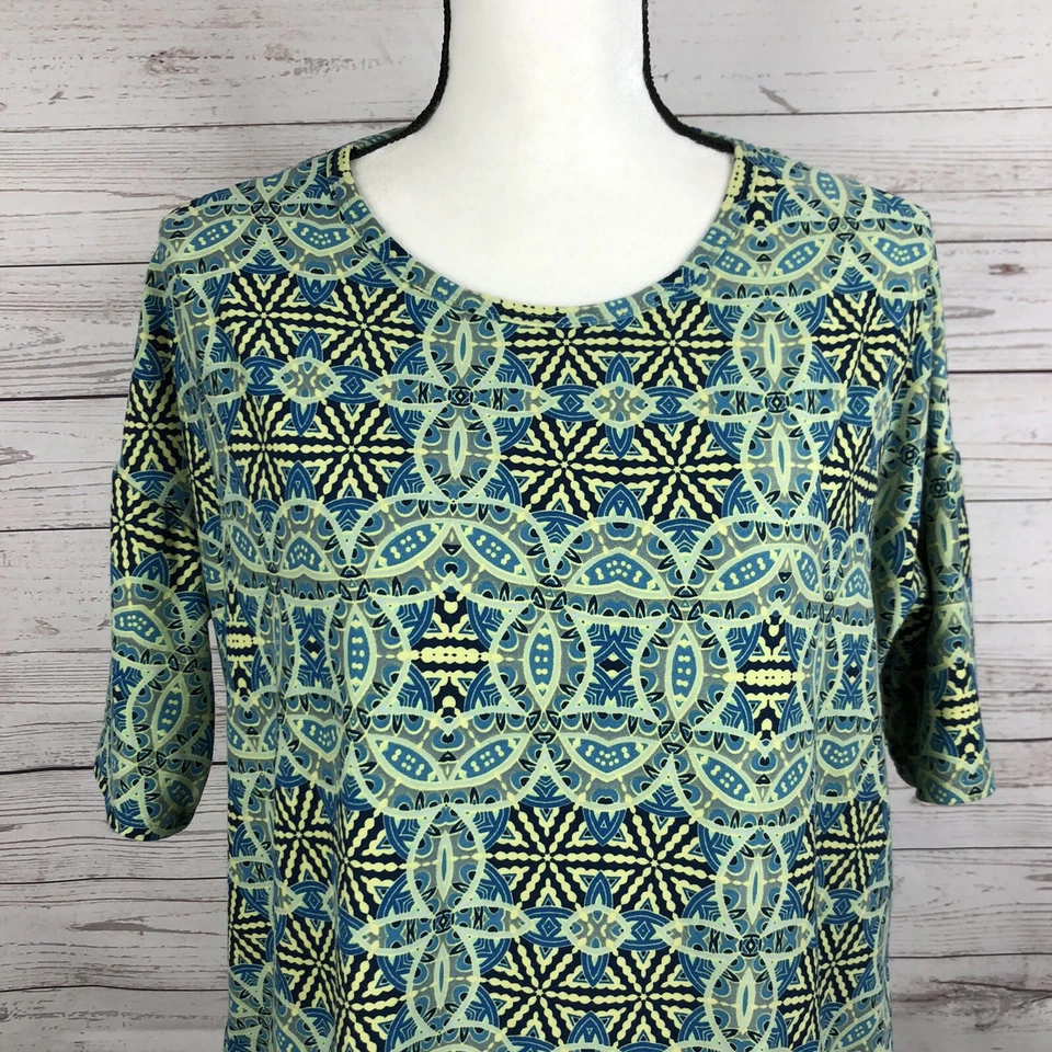 Túnica LuLaRoe Irma para mujer talla XXS azul amarillo top geométrico suave usada en excelente estado Foto 2 de 4