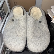BIRKENSTOCK Men  s US 11 EU 44 ZERMATT RIVET Light Gray Shearling Slippers