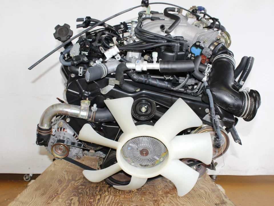 Nissan Frontier Pathfinder Xterra 1996-2004 motor 3,3 L V6 VG33E JDM Foto 3 de 4