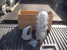 Hubbell Killark NVQFC Industrial Marine Type Light Fixture New Open Box (B)