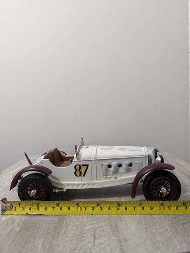Burago Escala 1/18 Diecast 3202 Mercedes Benz SSKL 1931 1000 Miglia Blanco - Imagen 15 de 17