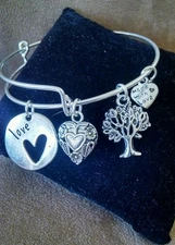 Expandable Silver Plated Handmade Bangle Charm Bracelet LOVE HEART